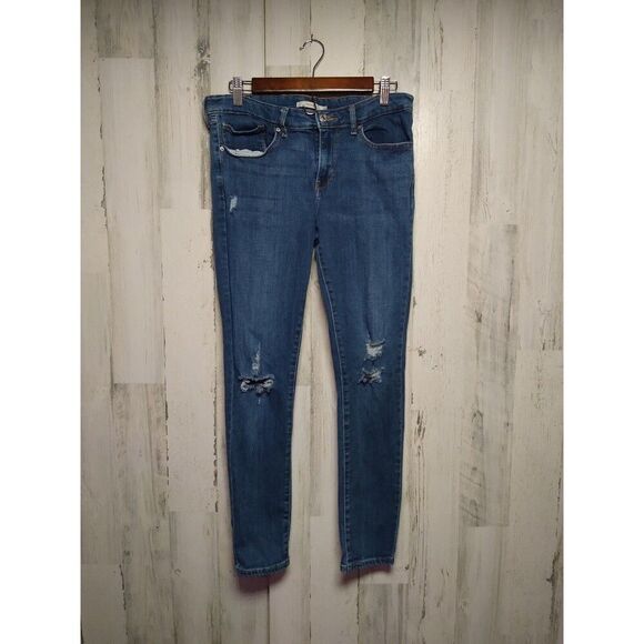 Levi's 711 Women's Size 30 Blue Skinny Medium Wash Cotton Blend Stretch … - Picture 1 of 9